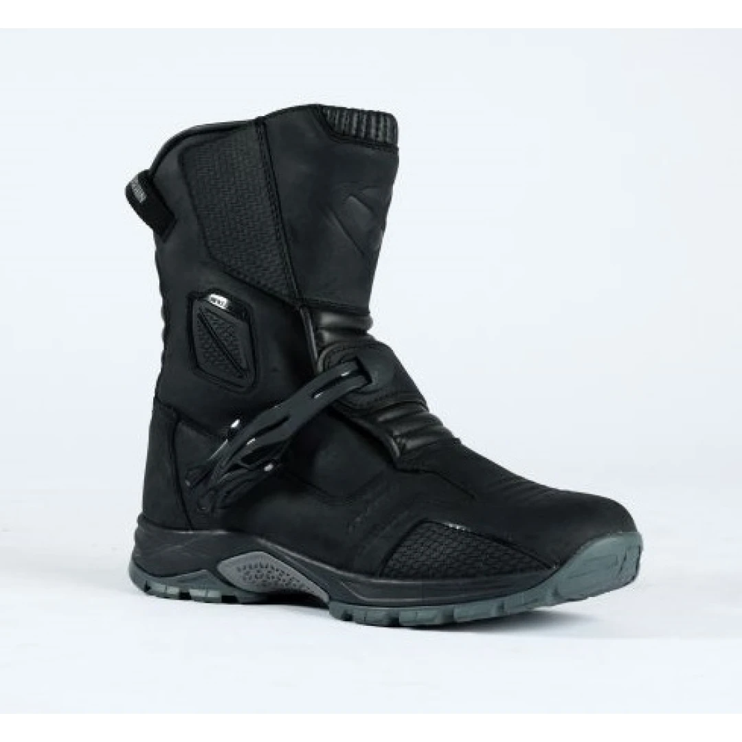 Ghete (cizme) moto Touring/Adventure barbati All Season Ixon model Klay WP MS culoare: negru (100% waterproof) - Negru , 45 Ghete (cizme) moto Touring/Adventure barbati All Season Ixon model Klay WP MS culoare: negru (100% waterproof) - Negru , 45