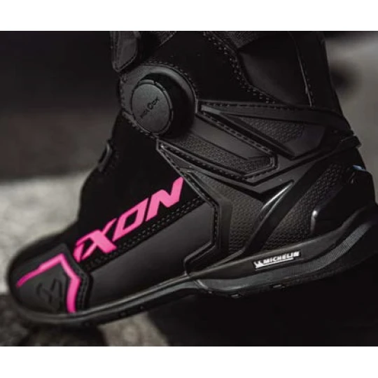 Ghete moto Roadster femei All Season Ixon model Bull 2 WP LS culoare: negru/fuchsia (roz) (100% waterproof) - Negru/fuchsia (roz) , 39