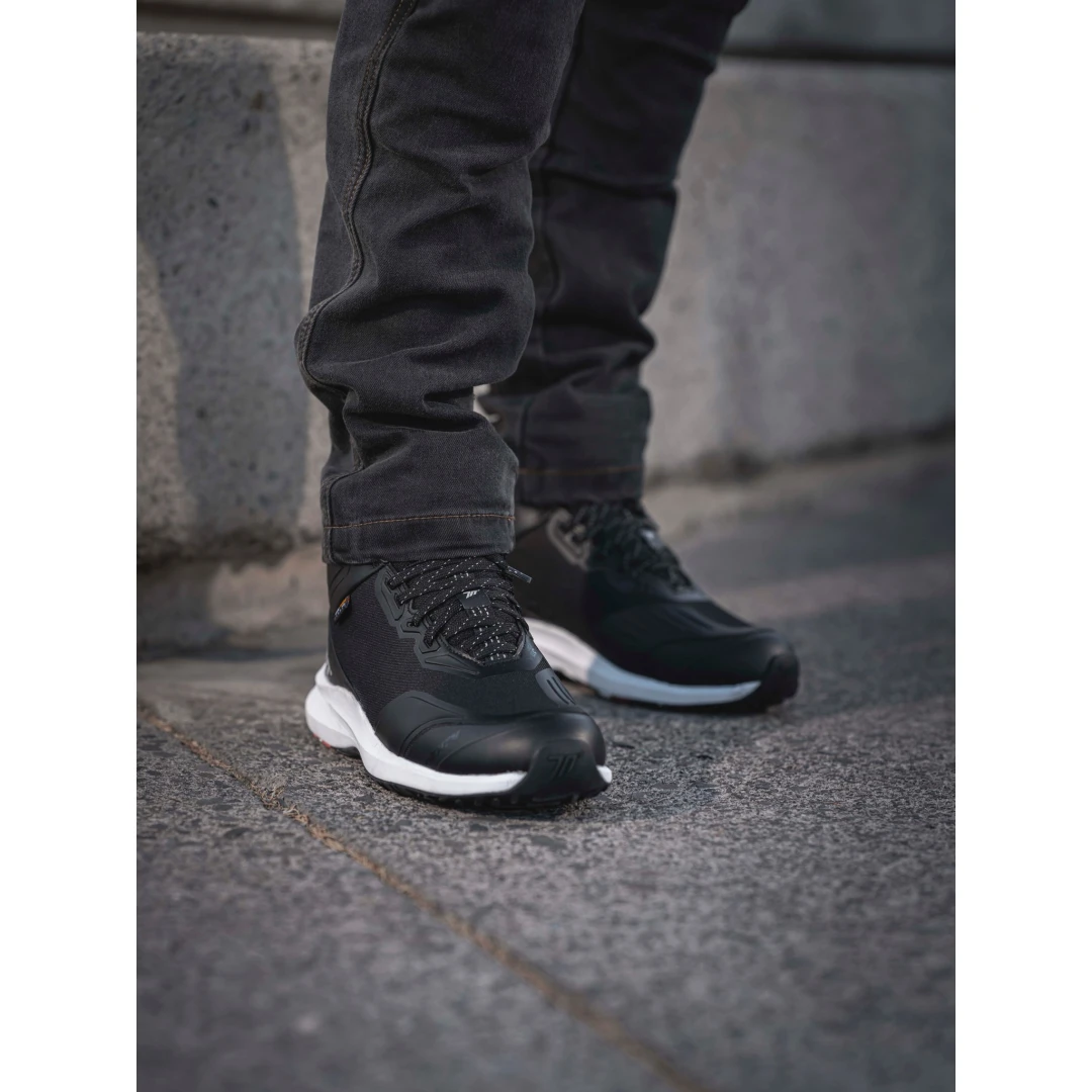 Ghete moto Urban Unisex Seventy model SD-BC4 Vector culoare: negru/rosu/alb - 46 Ghete moto Urban Unisex Seventy model SD-BC4 Vector culoare: negru/rosu/alb - 46